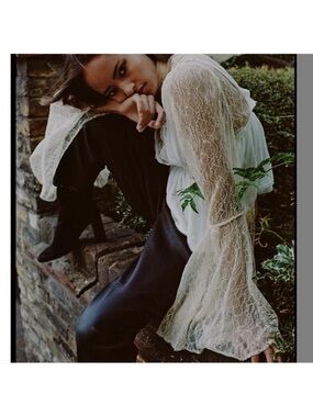 Free People Rule Breaker Long Bell Sleeve Lace Top, Small, Tea Cream Color NWT